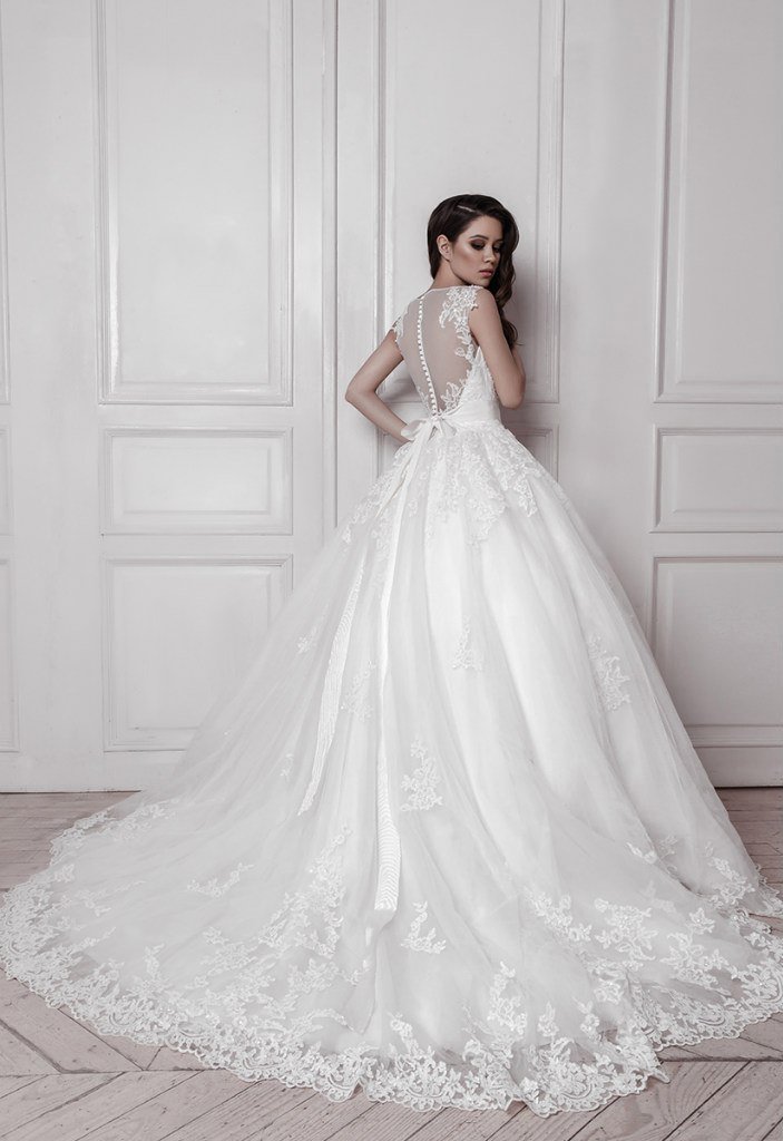 Свадебные платья класса Premium от 27 до 60 000 рублей&nbsp;Свадебный салон HITSVADBA.RU : 