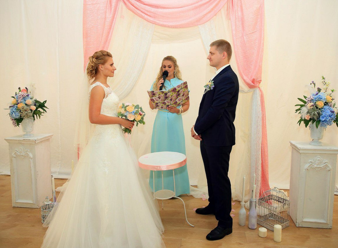 Портфолио&nbsp;Ведущая мероприятий Оля Находка : 