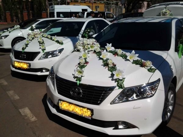 Воспользуйтесь уникальным предложением и закажите автомобиль или свадебный кортеж в компании VIP-Комфорт Toyota Camry в Самаре и Тольятти&nbsp;Такси VIP-Комфорт TOYOTA CAMRY Самара-Тольятти : 