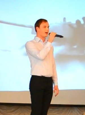 Вокалист Андрей Торопов&nbsp;Вокалист Андрей Торопов : 