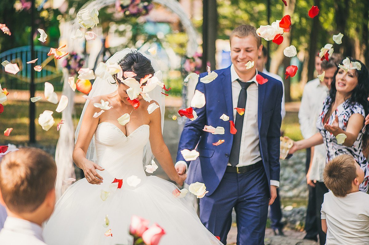 Поющая Ведущая Екатерина Бах 8 926 345 23 92&nbsp;Поющая ведущая Екатерина Бах : 