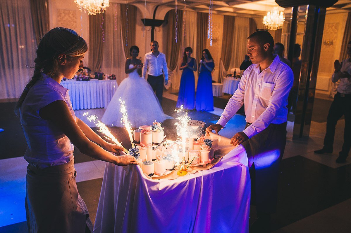 Поющая Ведущая Екатерина Бах 8 926 345 23 92&nbsp;Поющая ведущая Екатерина Бах : 