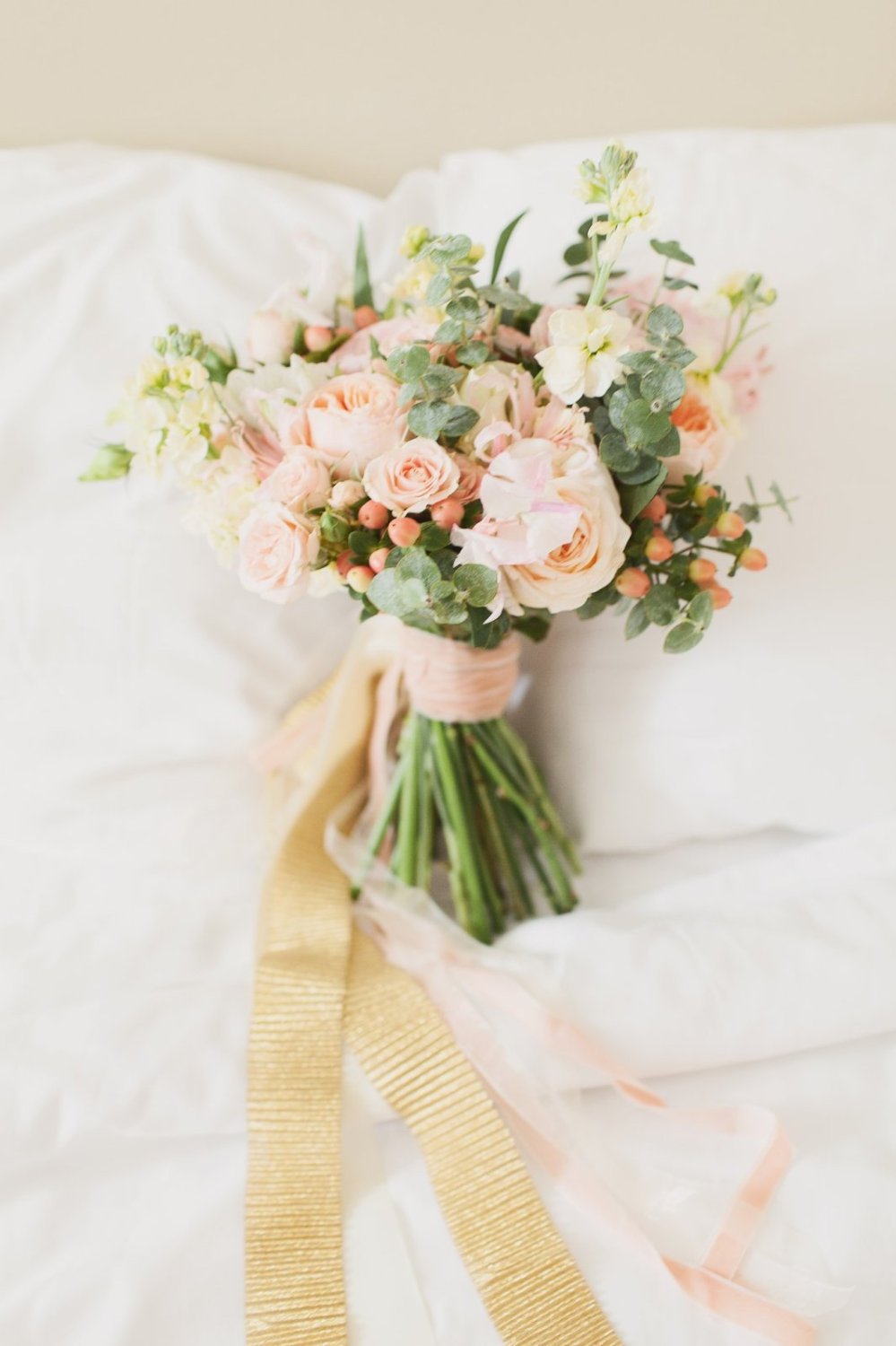 Букет невесты&nbsp;Ваш Флорист Александра Аршакуни : 