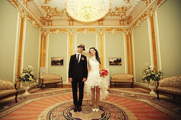 ФОТО-ВИДЕОсъемка свадеб в СПб. Приятные цены. deminvideo.ru&nbsp;Фото-видеосъемка в Петербурге. Deminvideo.ru : 