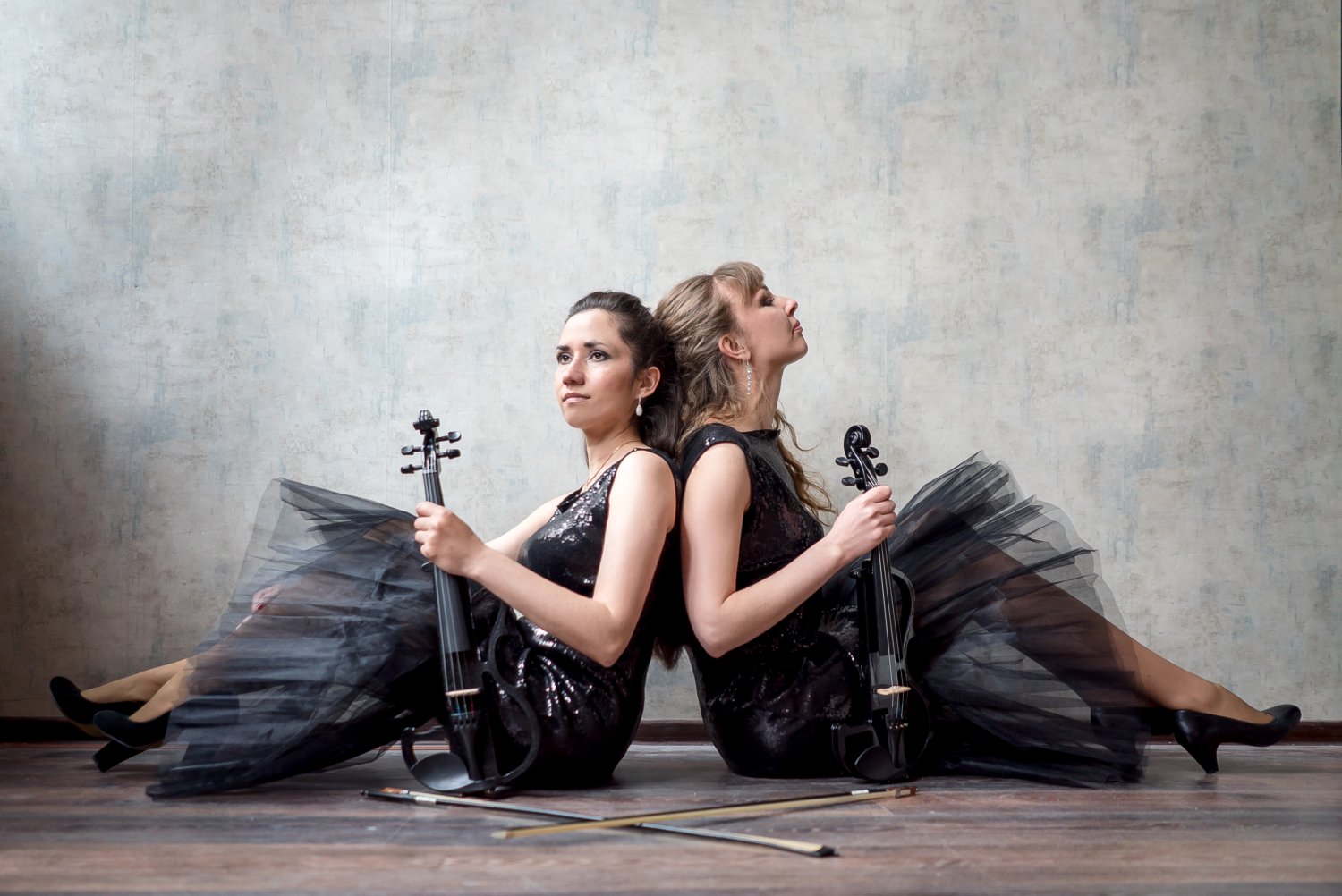 электродуэт Valencia&nbsp;Шоу электроскрипок : 