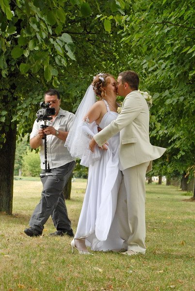 В работе&nbsp;Владимир Тывровский : 