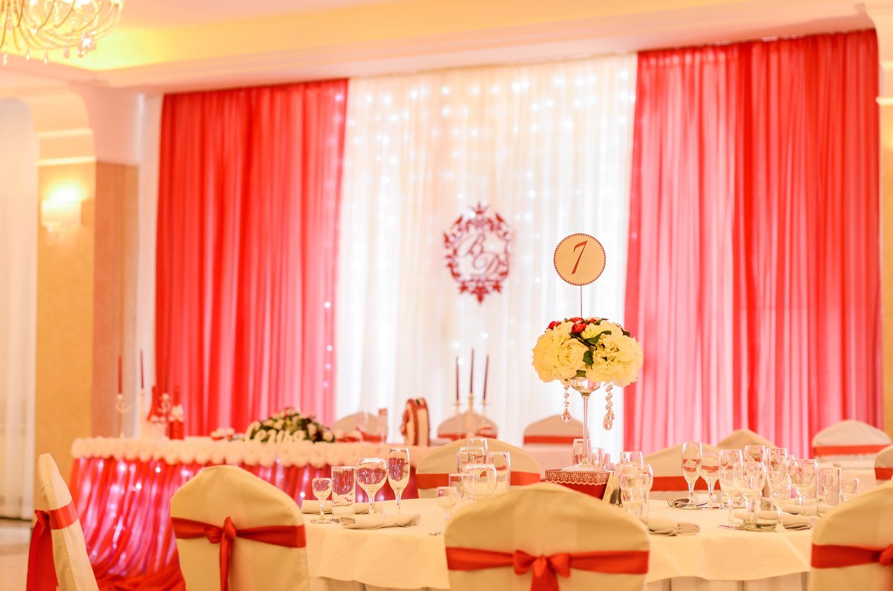 Свадебное оформление банкетного зала&nbsp;творческая мастерская "Эль Декор" : 