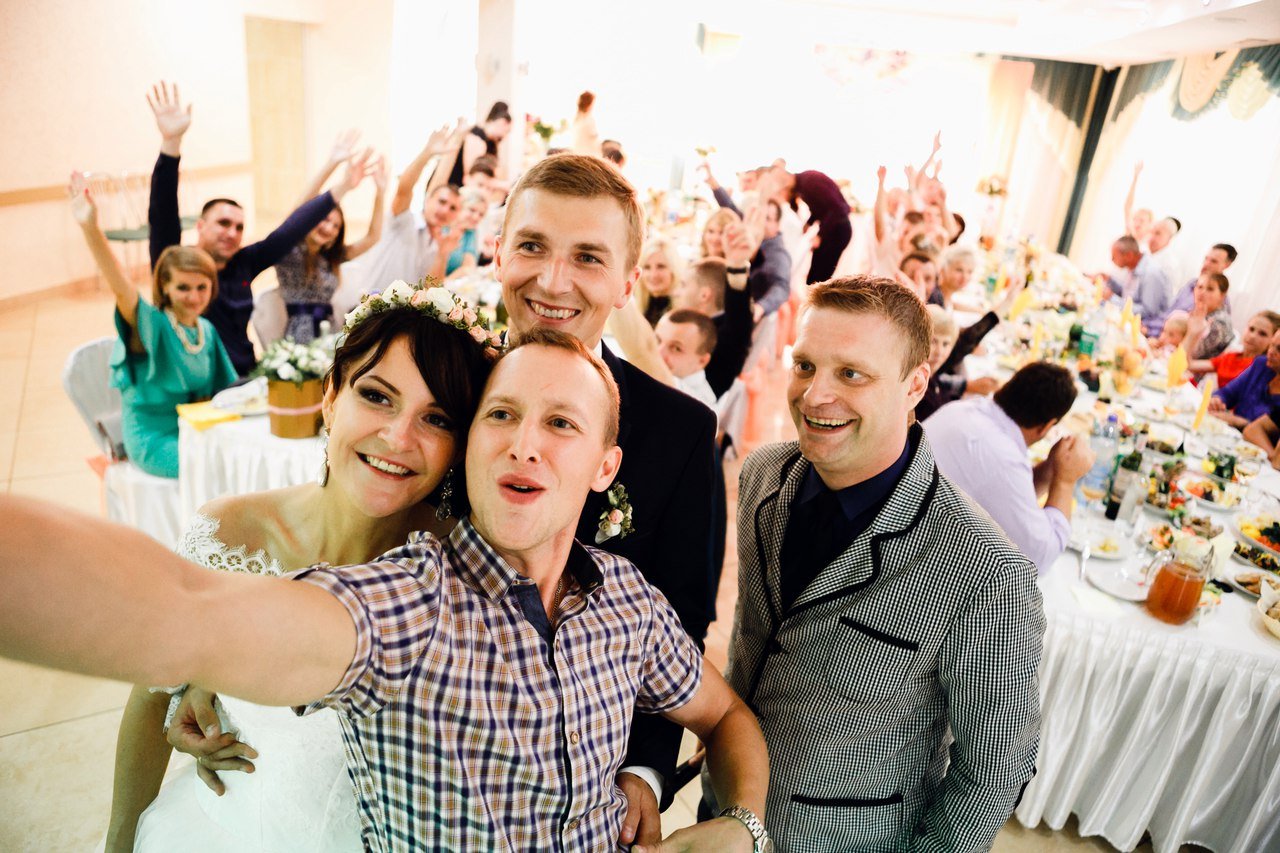 Когда тебе весело со всеми)))&nbsp;Ведущий Юра Лепший : 