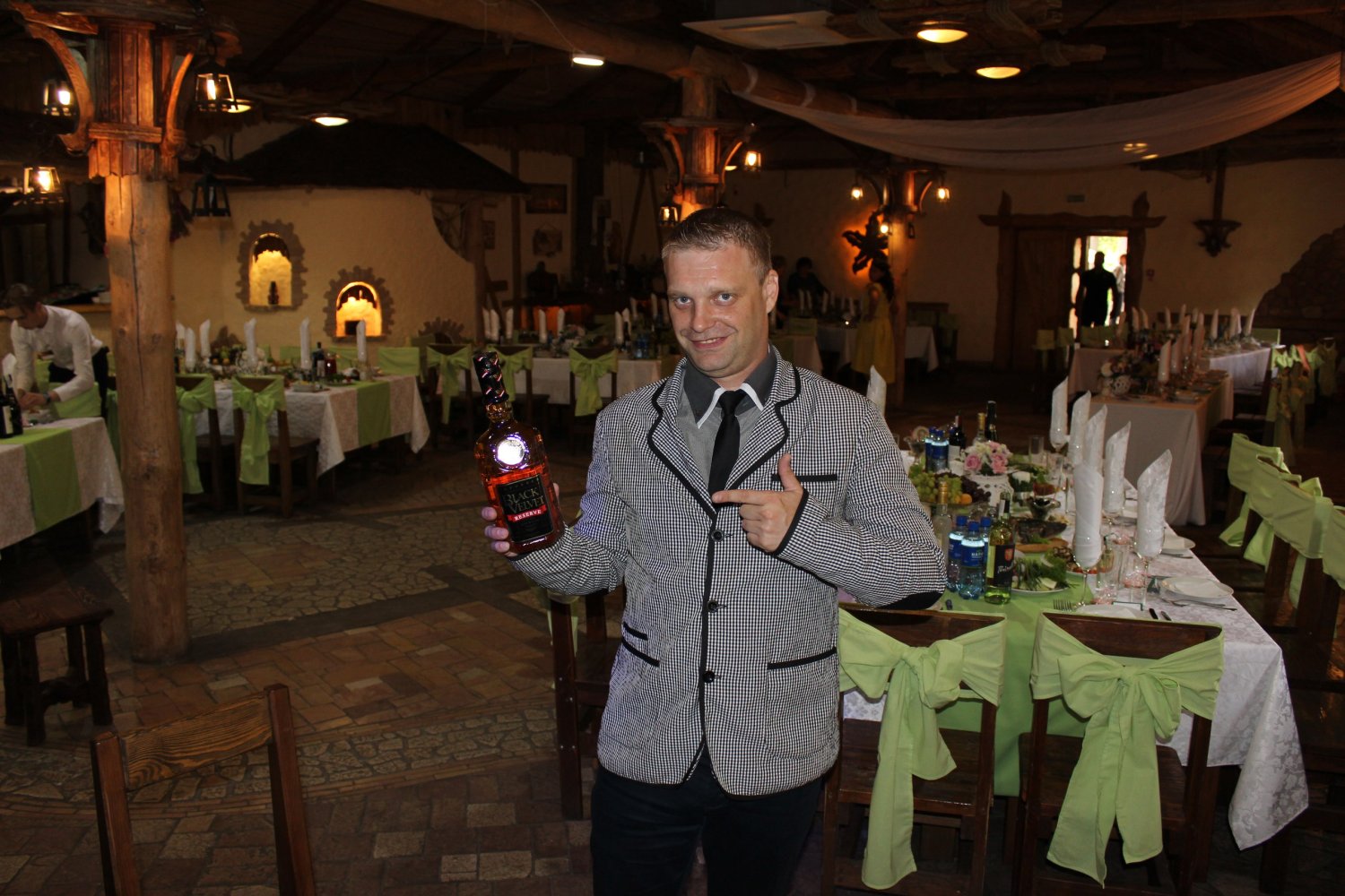 Когда тебе весело со всеми)))&nbsp;Ведущий Юра Лепший : 