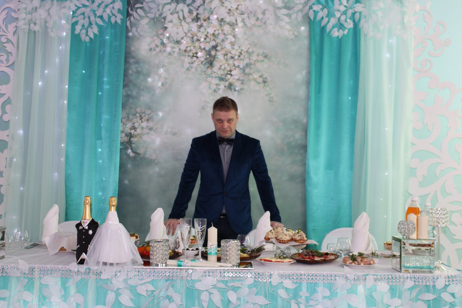 Когда тебе весело со всеми)))&nbsp;Ведущий Юра Лепший : 