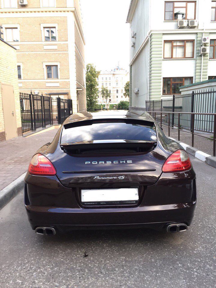 Porcshe panamera – A&C company | Машины на свадьбу, лимузины и автобусы в Сочи - 1 из 7