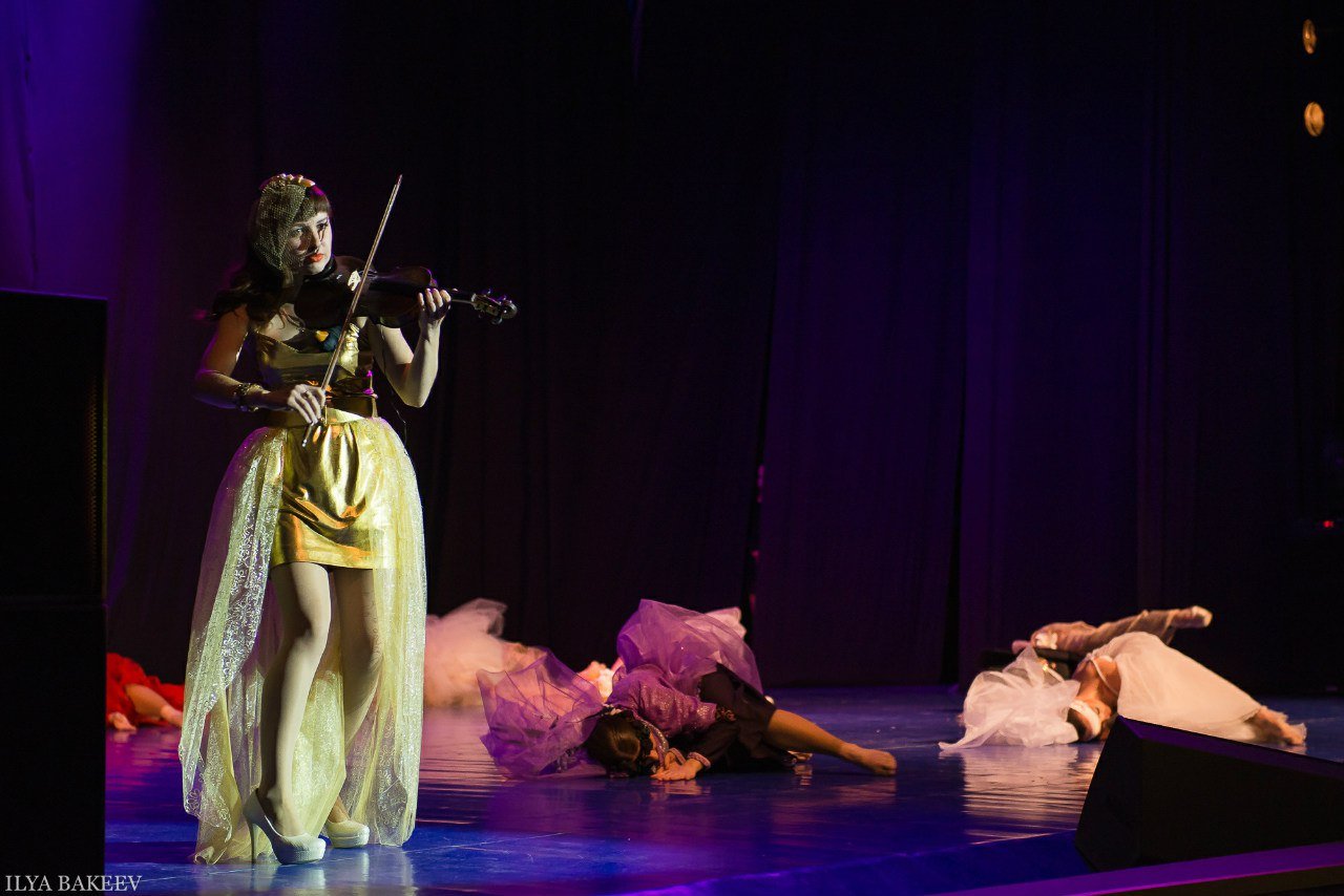 Портфолио Stacie&nbsp;Эстрадная скрипачка Stacie : 