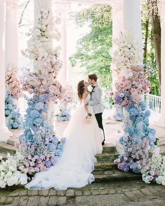 Веранда у воды в Усадьбе Суханово&nbsp;Веранда у воды в усадьбе Суханово : 