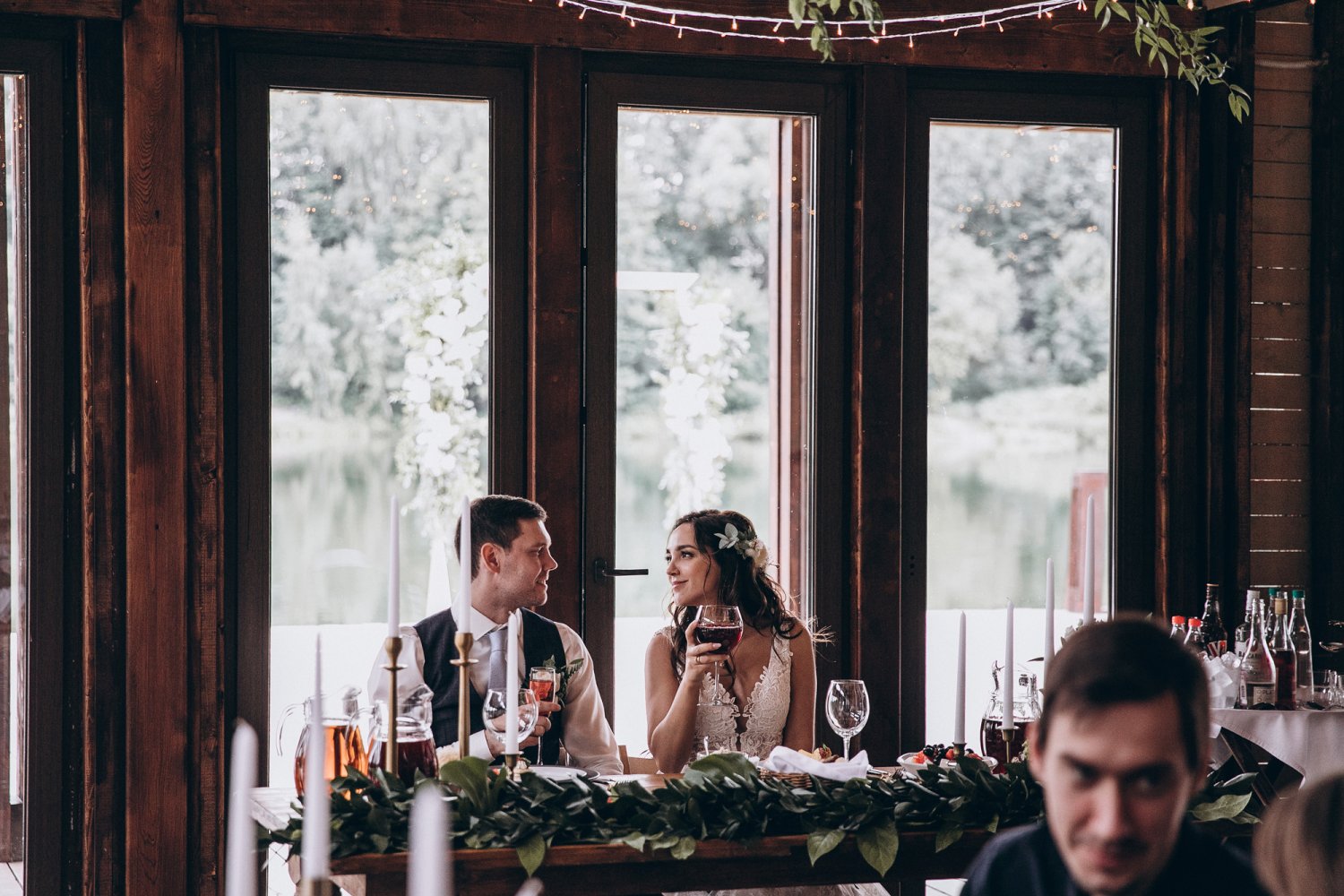 Веранда у воды в Усадьбе Суханово&nbsp;Веранда у воды в усадьбе Суханово : 