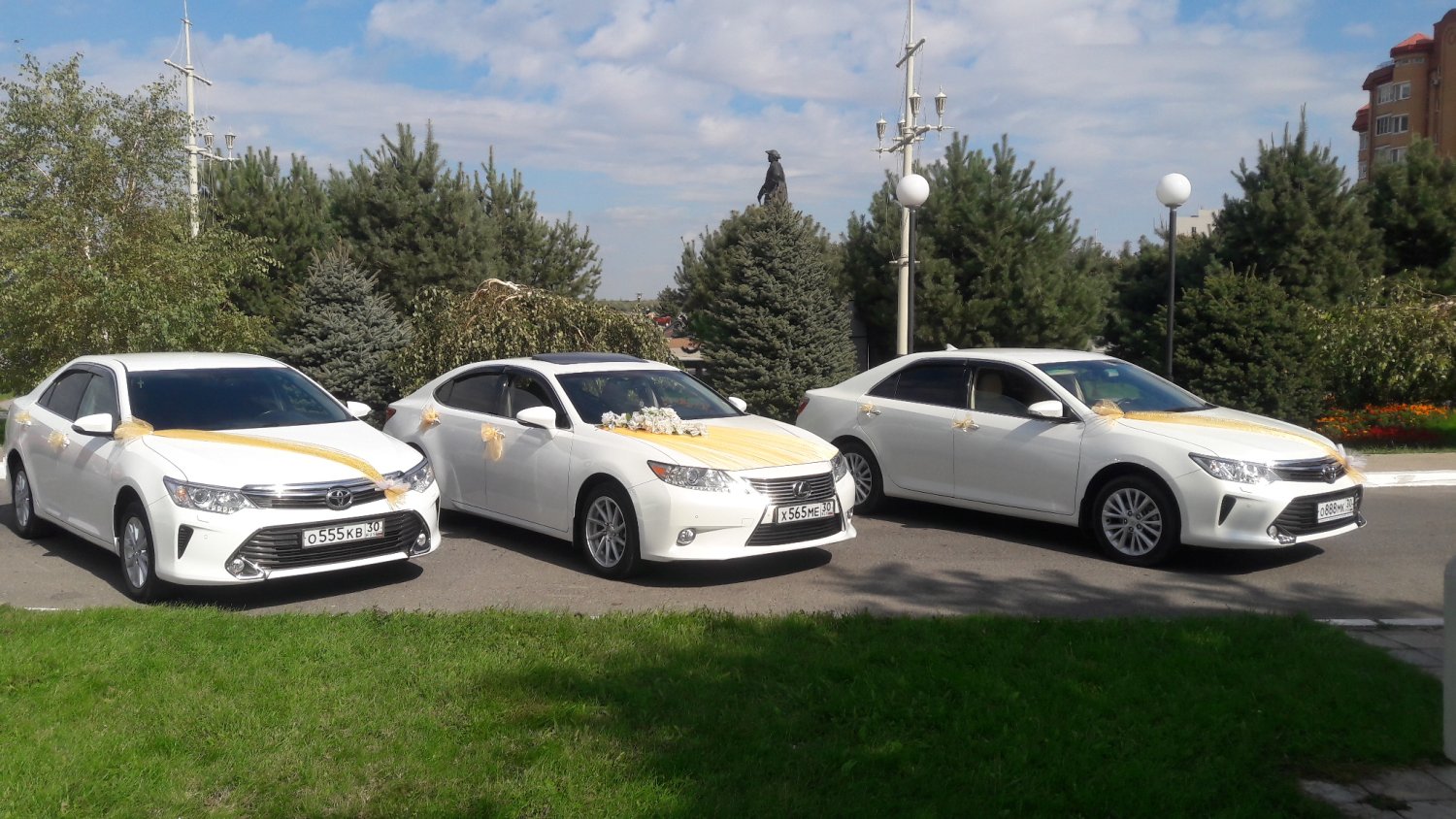 Авто на свадьбу Авто на свадьбу и деловые мероприятия : 