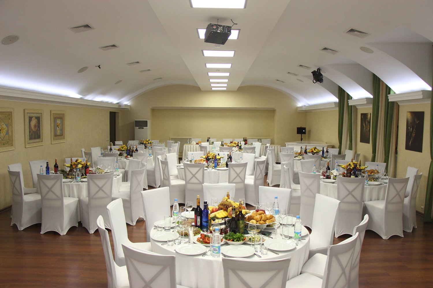 Залы Домжура&nbsp;ДомЖур : 