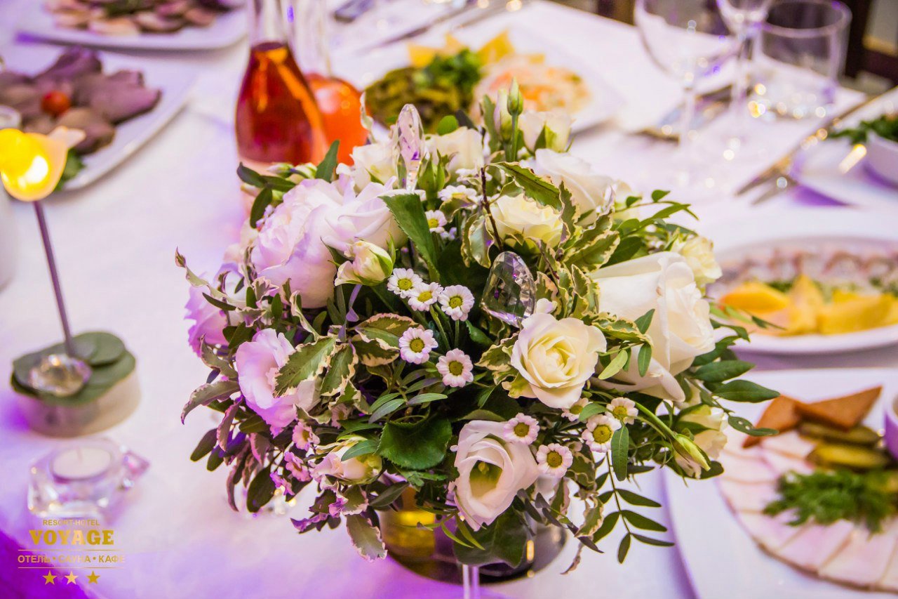 Банкетный фотоальбом&nbsp;Гостинично ресторанный комплекс Вояж : 