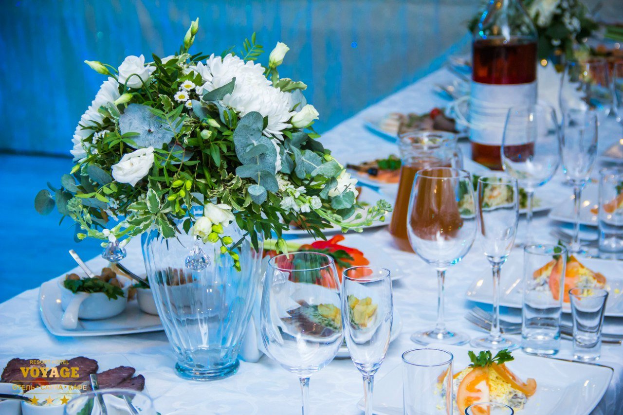 Банкетный фотоальбом&nbsp;Гостинично ресторанный комплекс Вояж : 