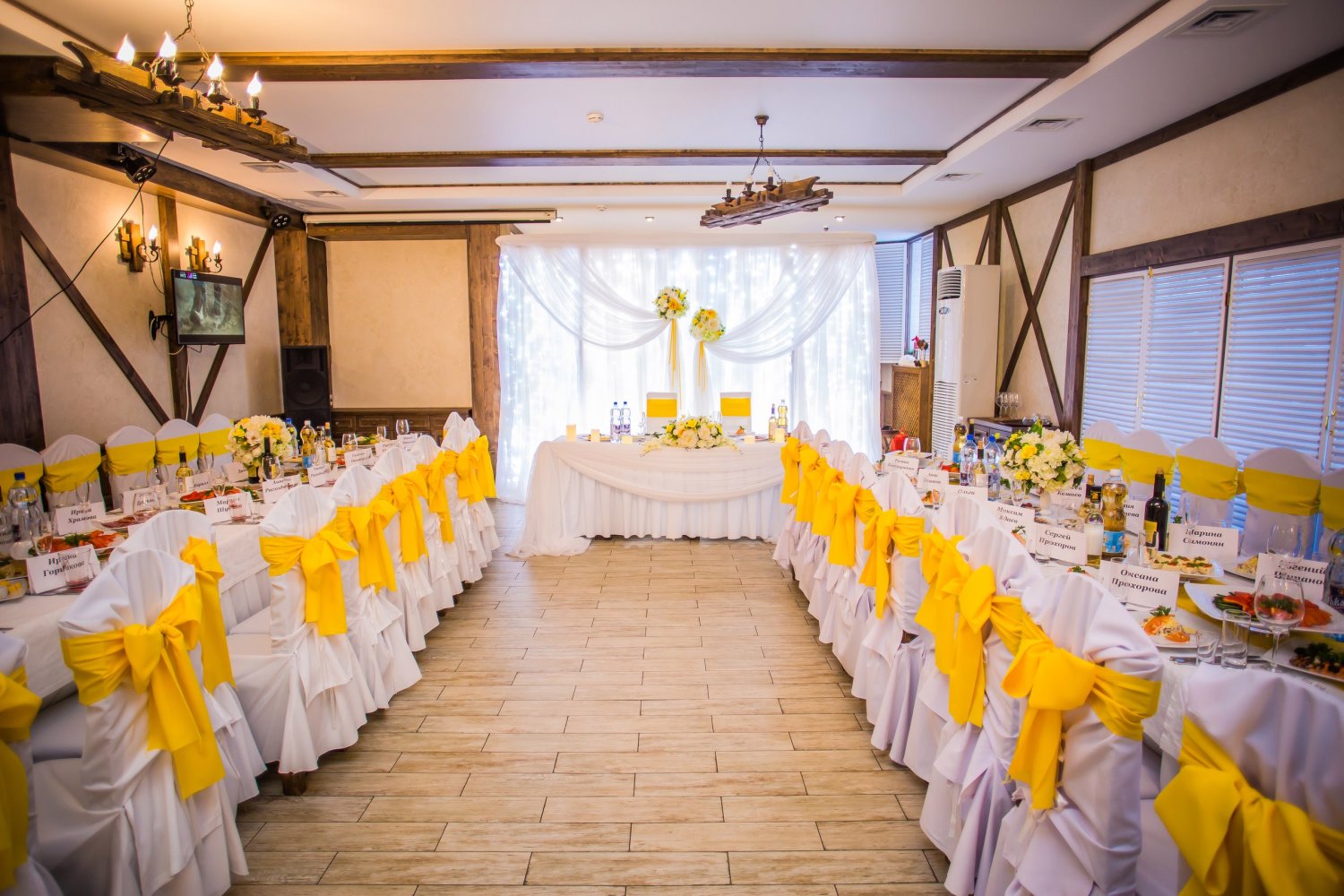 Банкетный фотоальбом&nbsp;Гостинично ресторанный комплекс Вояж : 