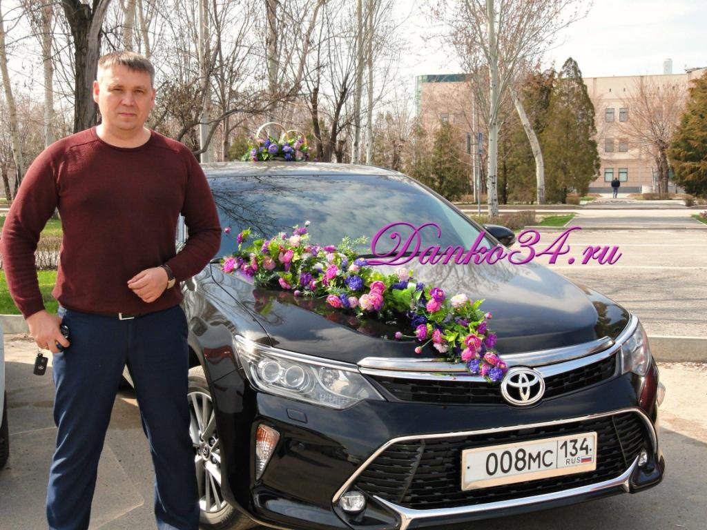 Свадебный кортеж в любой район Волгограда. Машины и украшения на свадебные авто.&nbsp;Свадебный кортеж Данко Волгоград : 