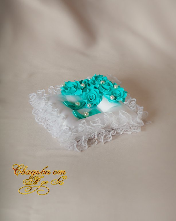 Подушки и блюдце для колец&nbsp;Свадебные аксессуары, украшения, подарки и товары : 